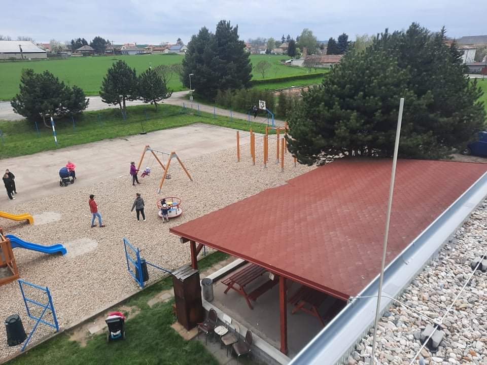 Realizace dětského hřiště Plaňany – terénní úpravy gallery